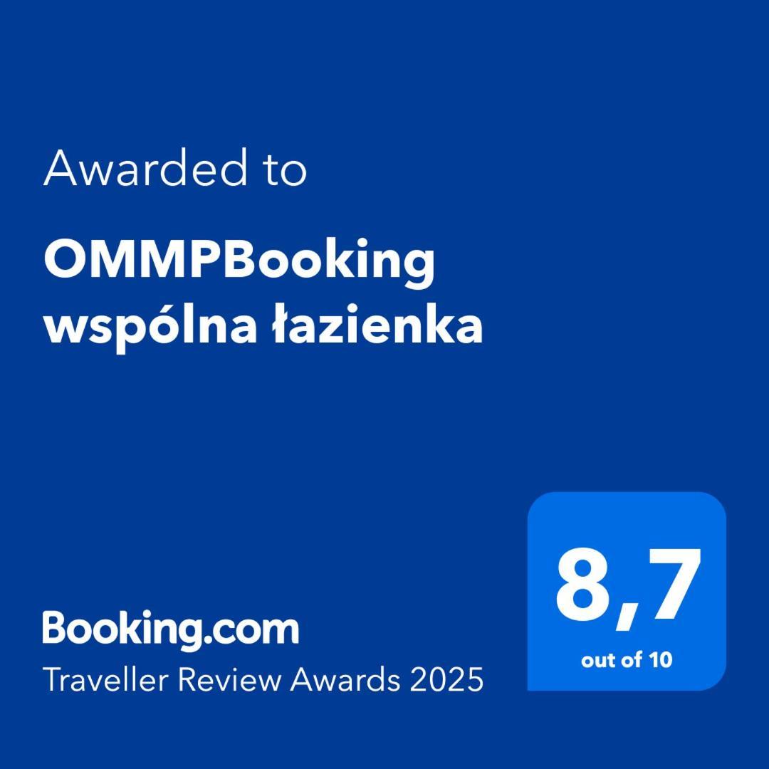 Ommpbooking Wspolna Lazienka ブィドゴシュチュ エクステリア 写真